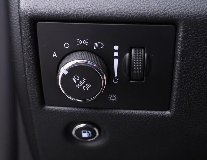 Jeep Grand Cherokee 22