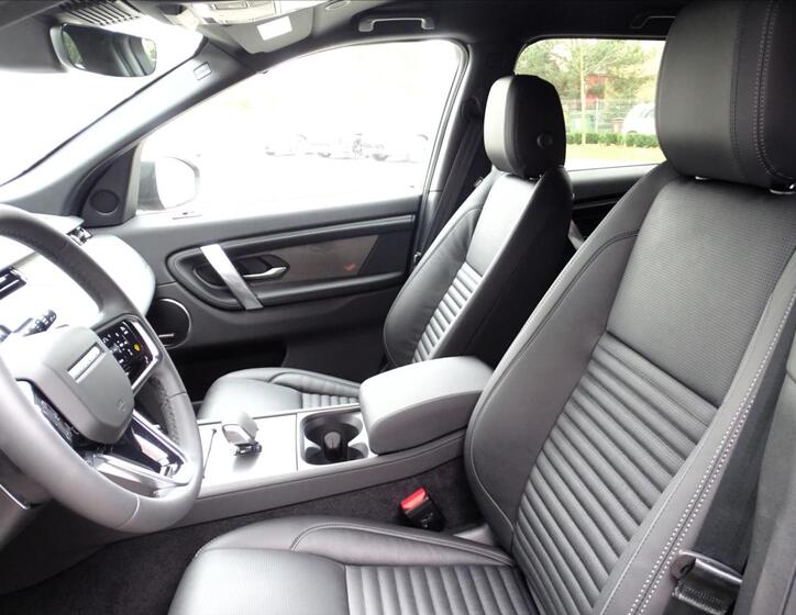 Land Rover Discovery Sport 9
