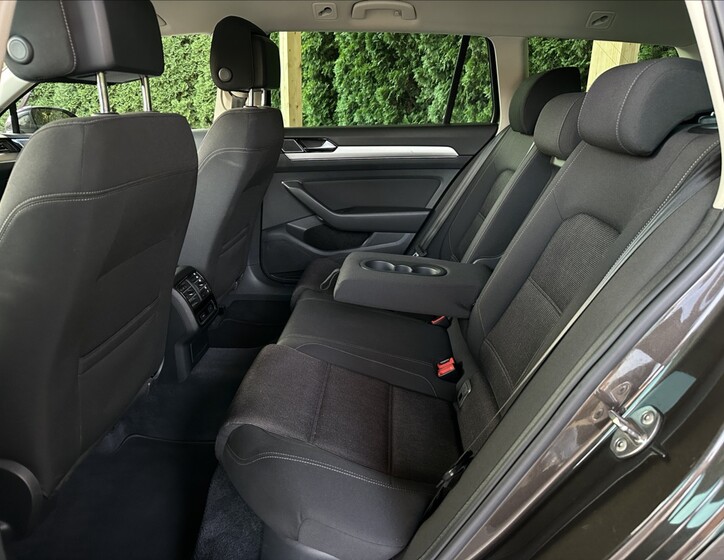 Volkswagen Passat 13