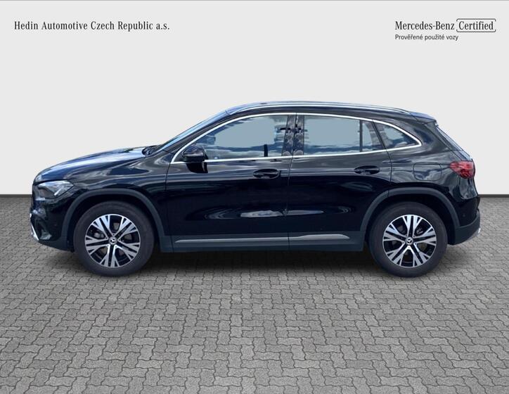 Mercedes-Benz GLA 2