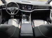 Volkswagen Touareg 6