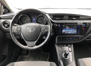 Toyota Auris 14