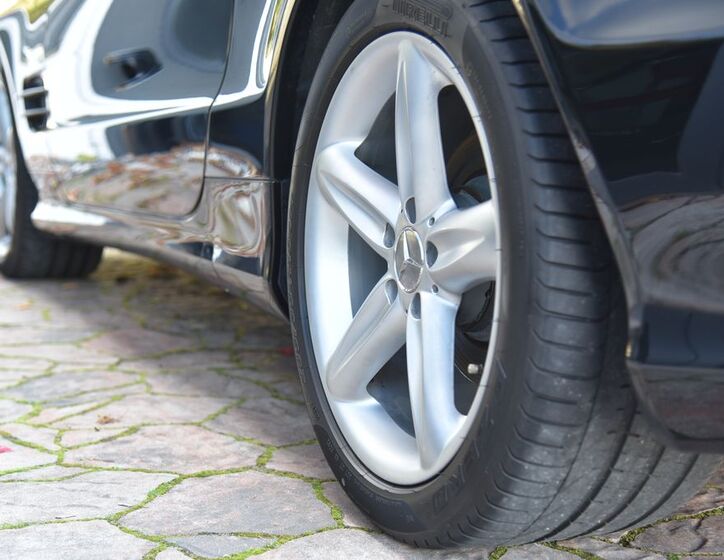 Mercedes-Benz SL 12