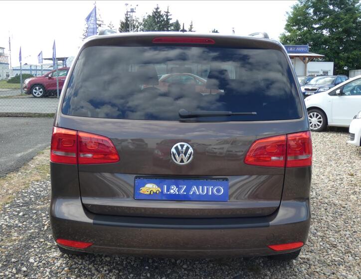 Volkswagen Touran 5