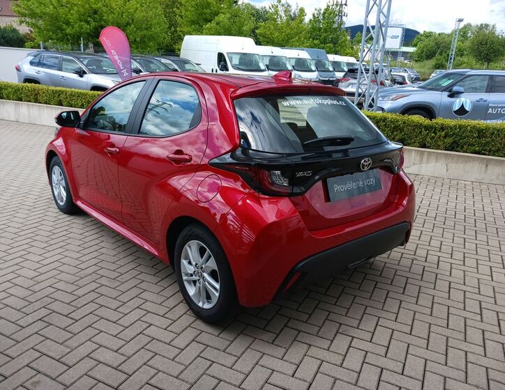 Toyota Yaris 4