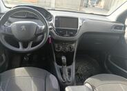 Peugeot 208 17