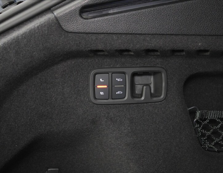 Audi Q8 31