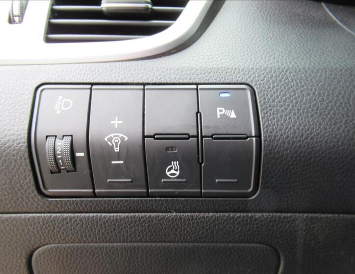 Hyundai i30 16