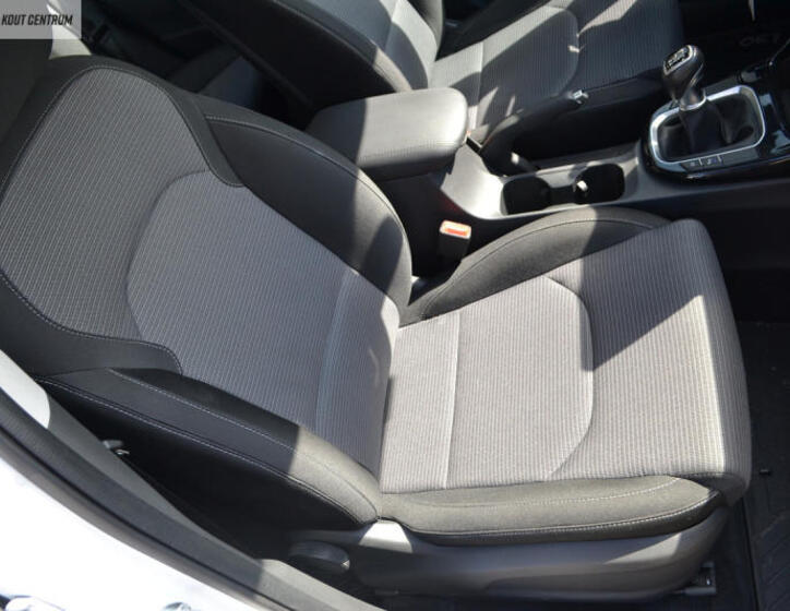 Hyundai i30 12