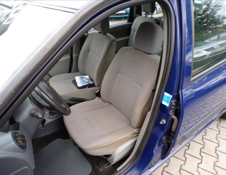 Dacia Logan 12