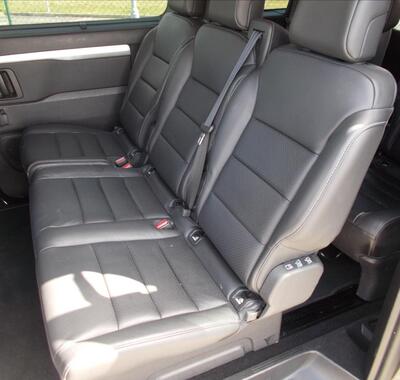 Peugeot Traveller 20