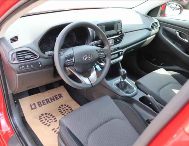Hyundai i30 9