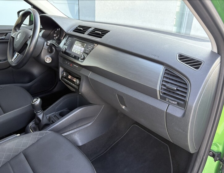 Škoda Fabia 23