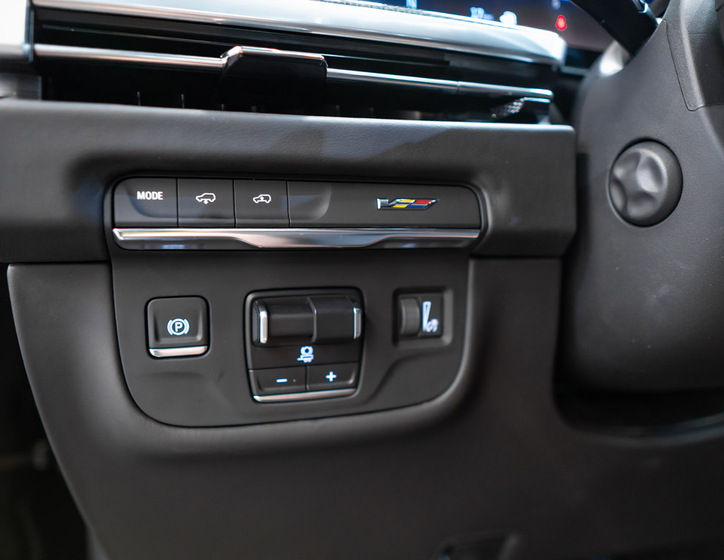 Cadillac Escalade 22