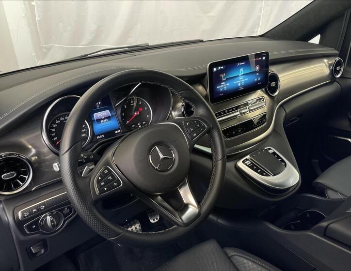 Mercedes-Benz Třídy V 9