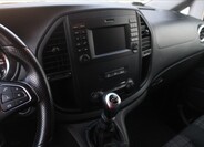 Mercedes-Benz Vito 13