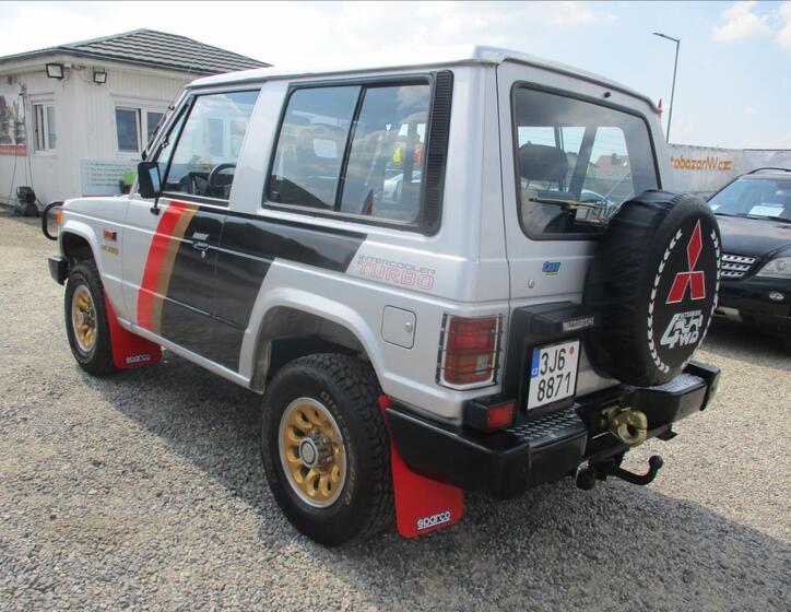 Mitsubishi Pajero 3