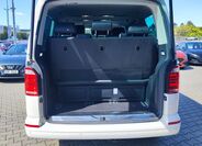 Volkswagen Multivan 9