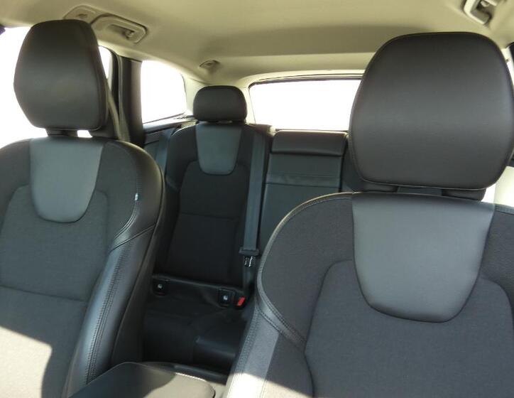 Volvo XC60 7