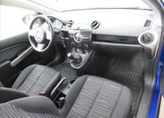 Mazda 2 18