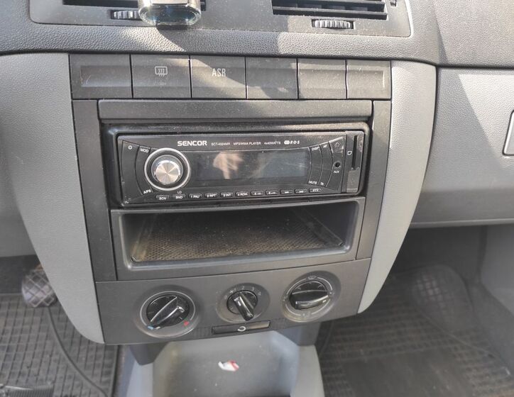 Škoda Fabia 13