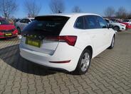 Škoda Scala 8