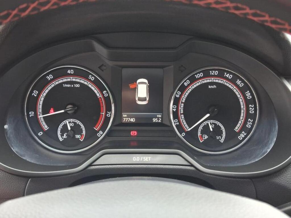 Škoda Octavia 16