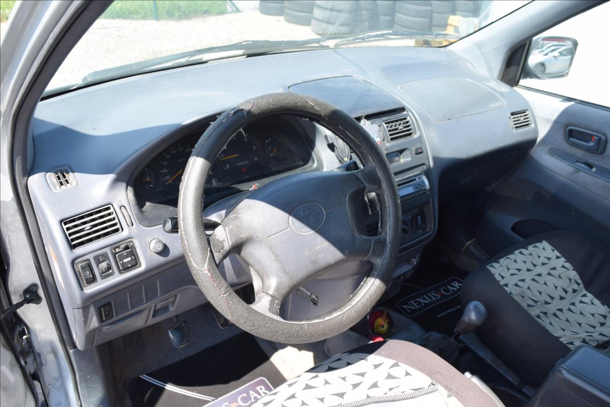 Toyota Picnic