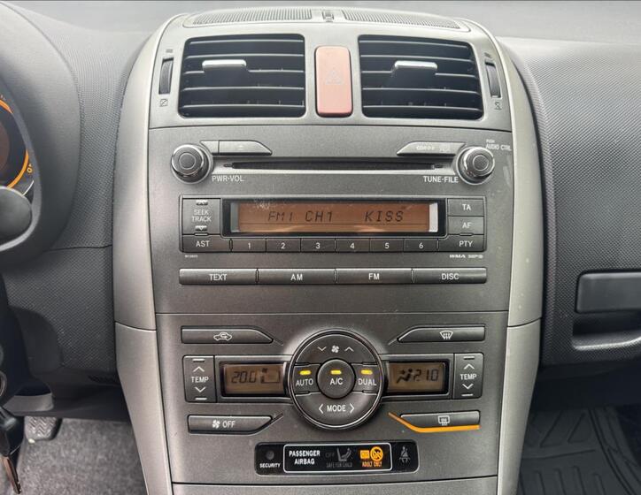 Toyota Auris 34