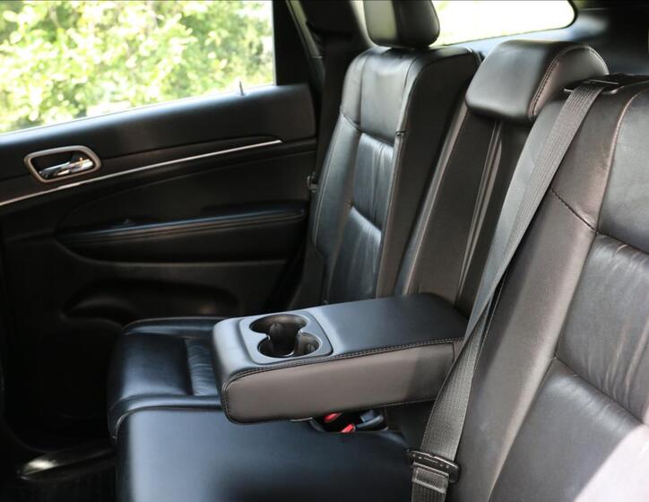 Jeep Grand Cherokee 54