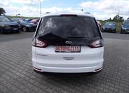 Ford Galaxy 8