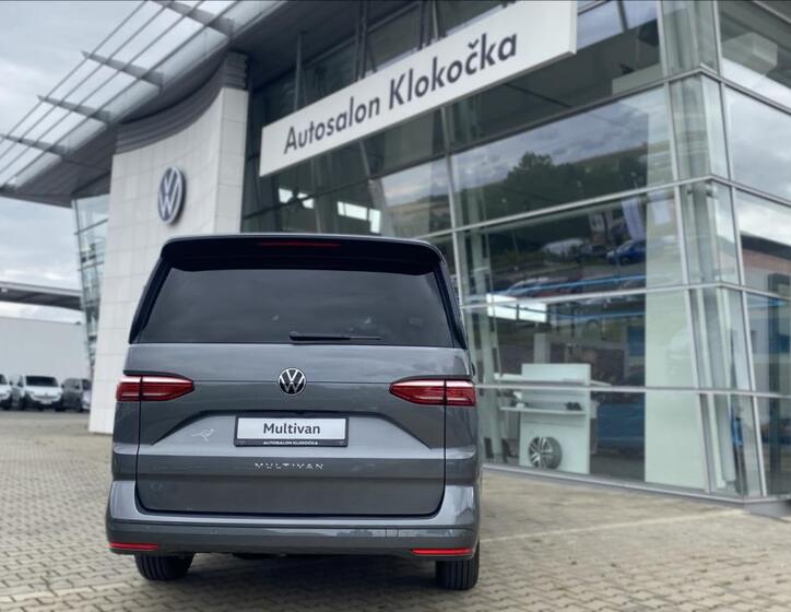 Volkswagen Multivan 17