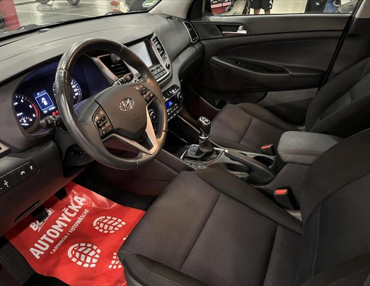 Hyundai Tucson 24