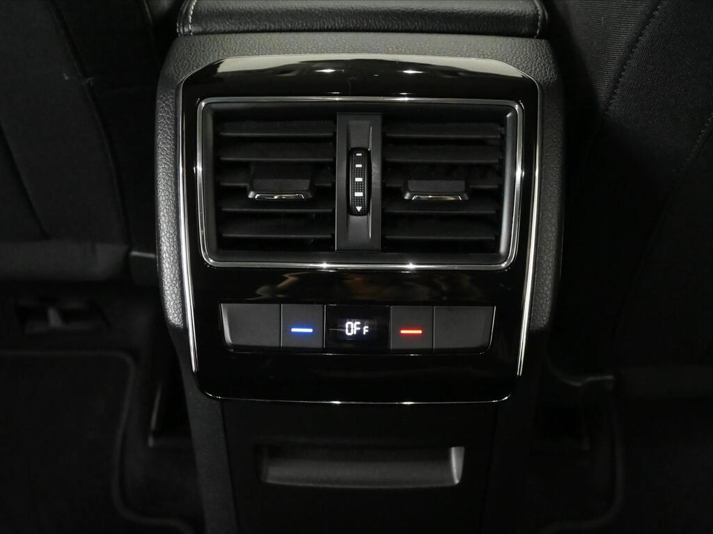 Škoda Superb 24