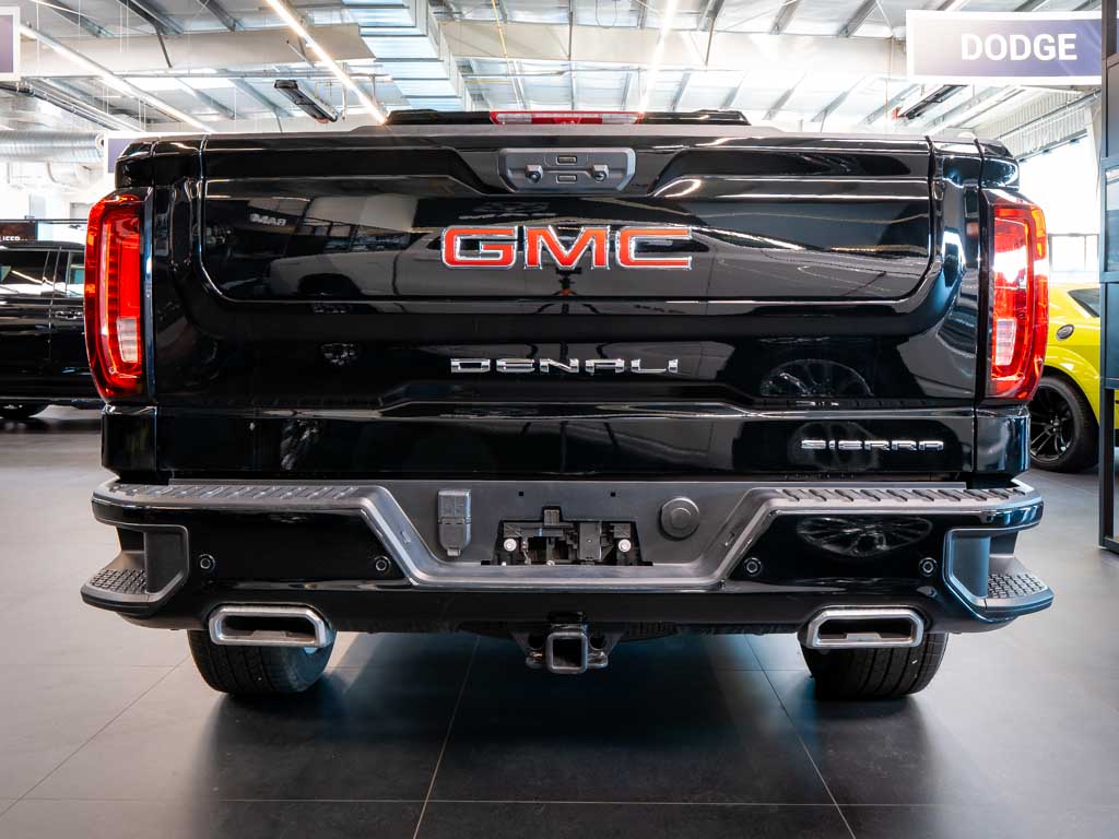 GMC Sierra