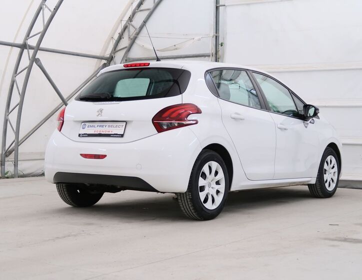 Peugeot 208 6
