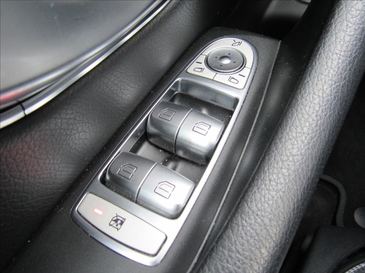 Mercedes-Benz Třídy E