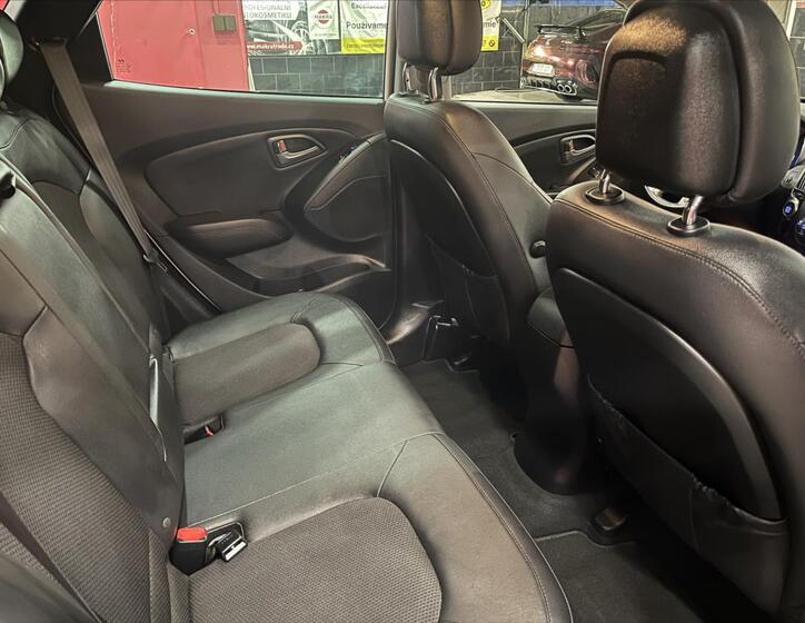 Hyundai ix35 13