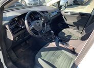 Volkswagen Touran 17