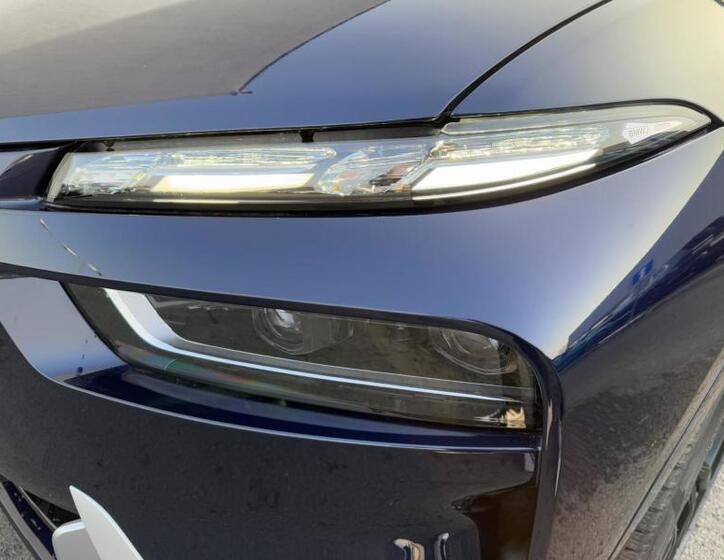BMW X7 20