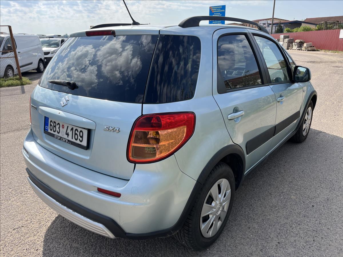 Suzuki SX4