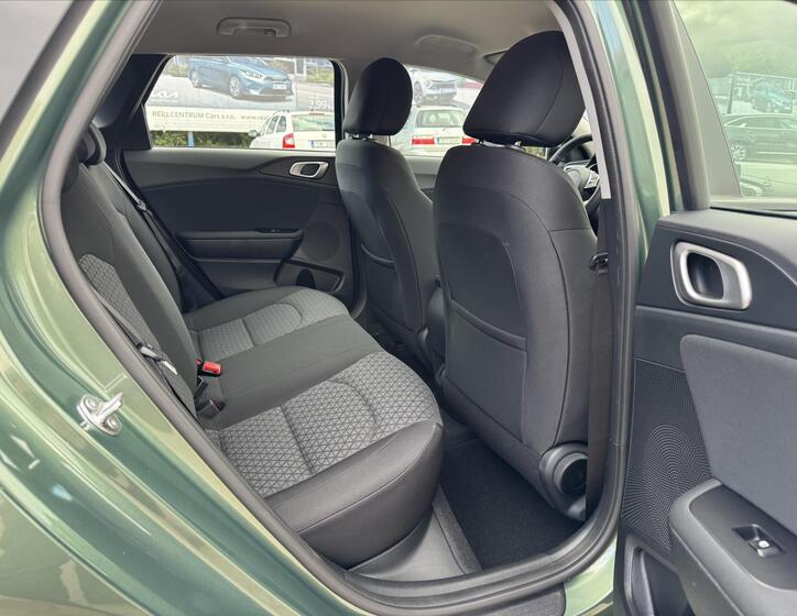 KIA Ceed 27