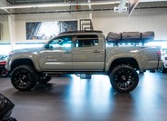 Toyota Tacoma 2
