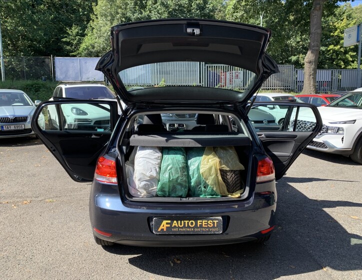 Volkswagen Golf 17