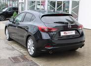 Mazda 3 4