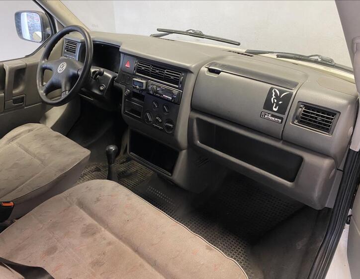 Volkswagen Transporter 11