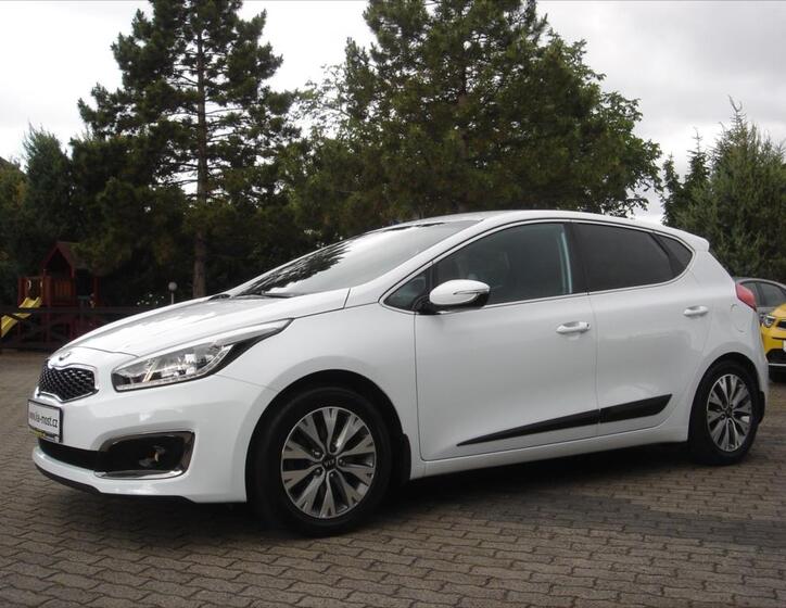 KIA Ceed 5