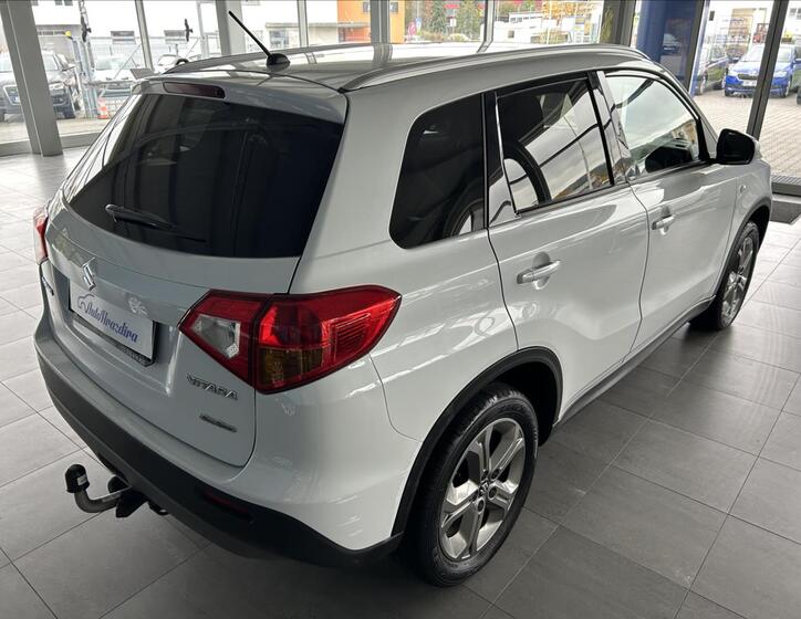 Suzuki Vitara 6