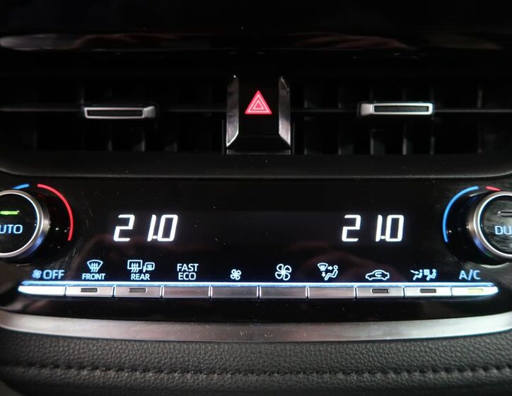Toyota Corolla 24