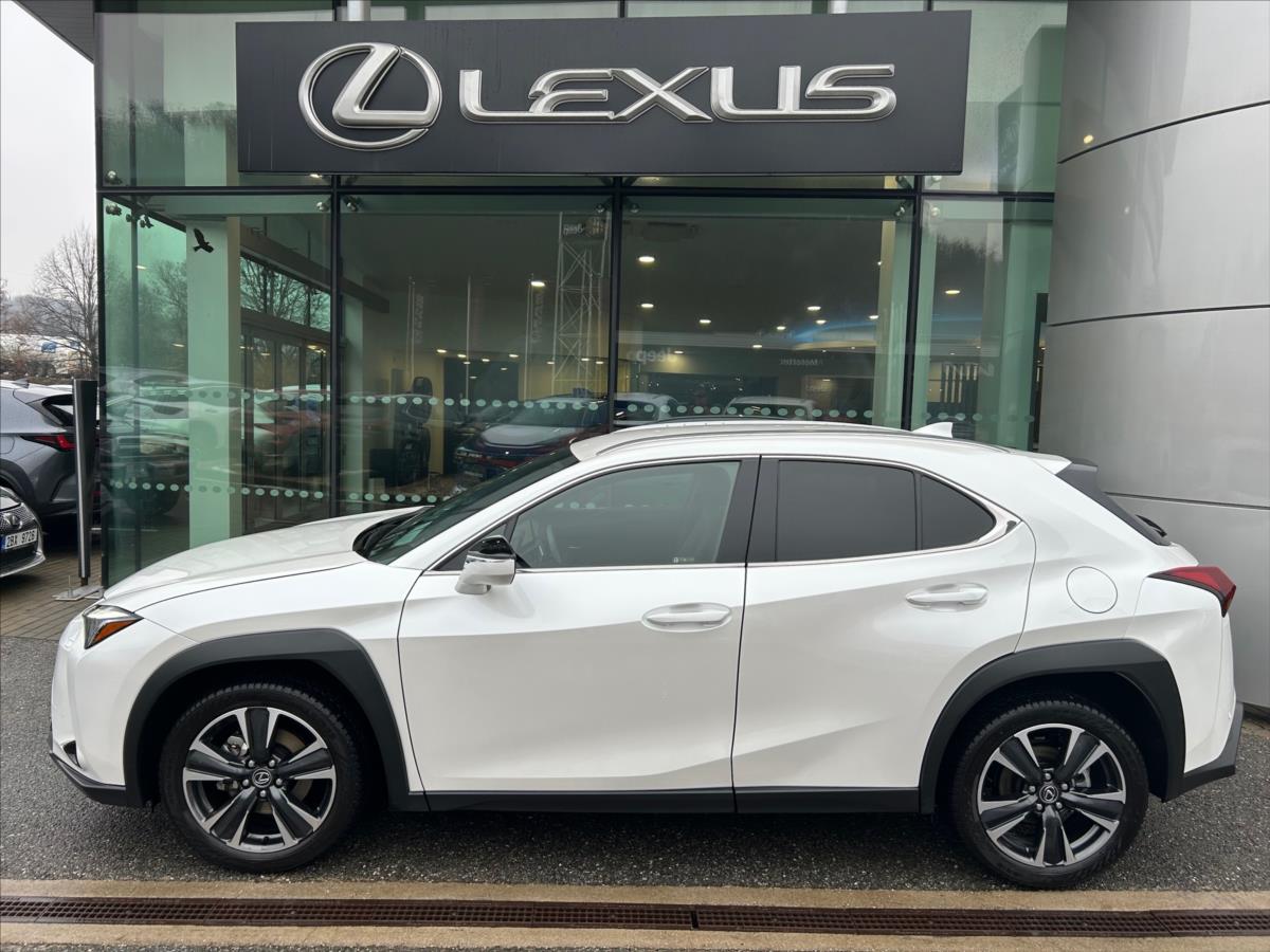 Lexus UX 300h